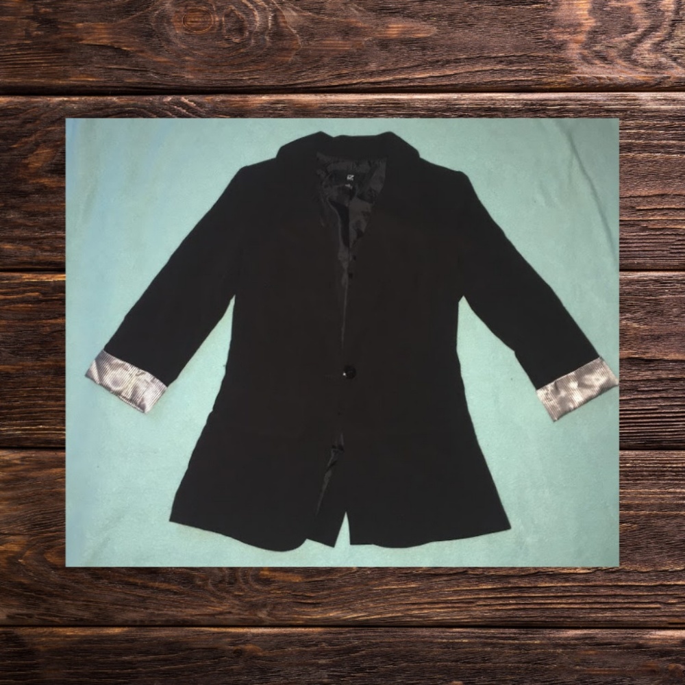 Black Blazer with Cuffed Sleeves